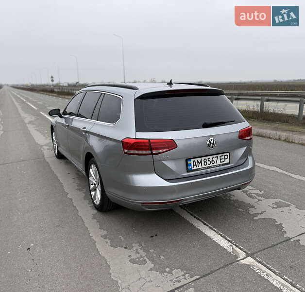 Универсал Volkswagen Passat 2017 в Житомире