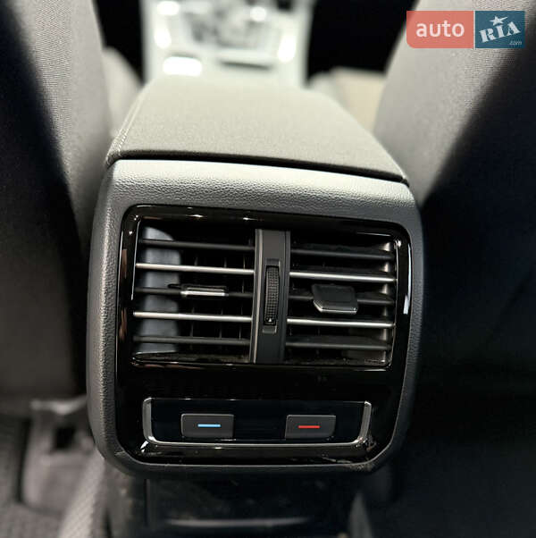 Универсал Volkswagen Passat 2017 в Житомире