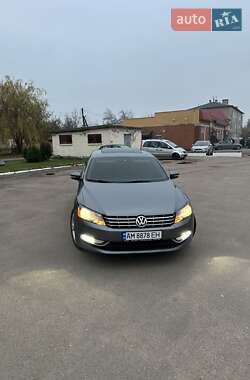 Седан Volkswagen Passat 2013 в Коростене
