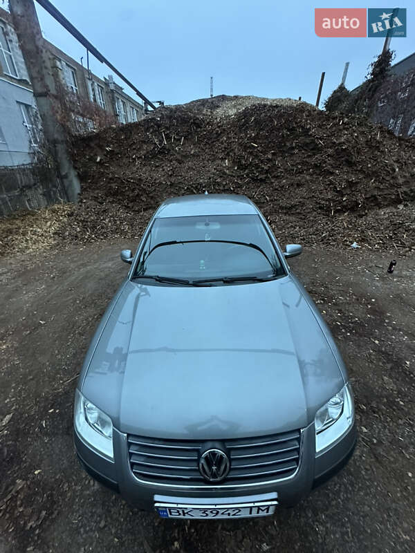 Седан Volkswagen Passat 2003 в Ровно фото 9 Седан Volkswagen Passat 2003 в Ровно
