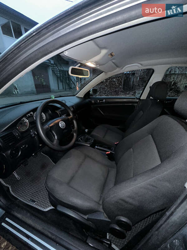 Седан Volkswagen Passat 2003 в Ровно фото 21 Седан Volkswagen Passat 2003 в Ровно