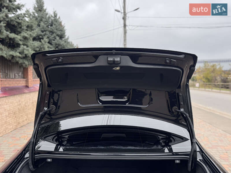 Седан Volkswagen Passat 2016 в Одессе