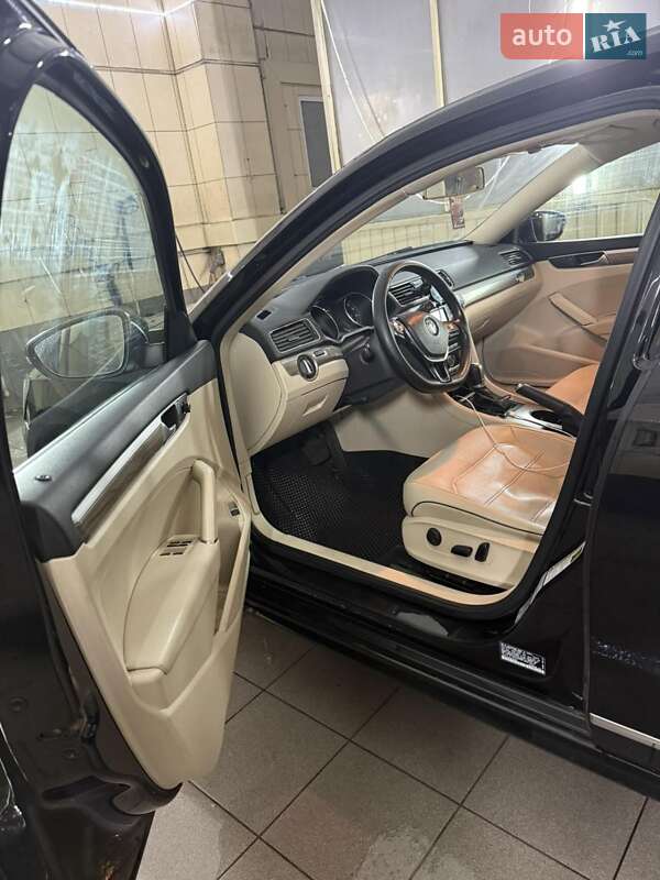 Седан Volkswagen Passat 2016 в Коростене