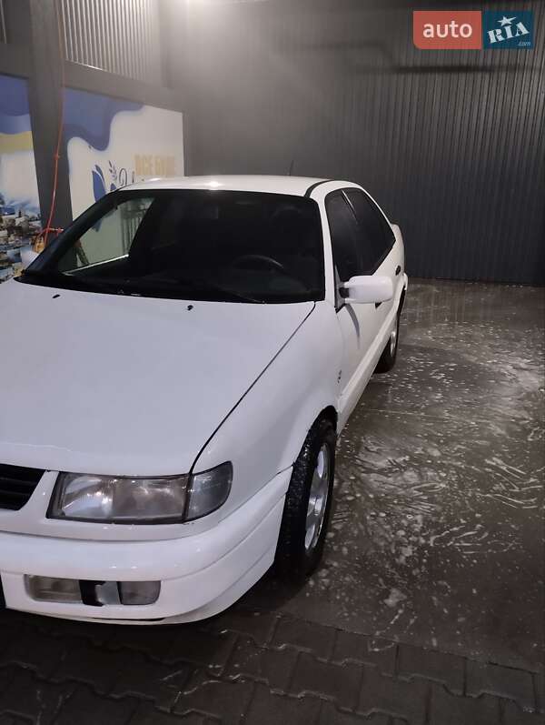 Седан Volkswagen Passat 1996 в Тернополе фото 6 Седан Volkswagen Passat 1996 в Тернополе