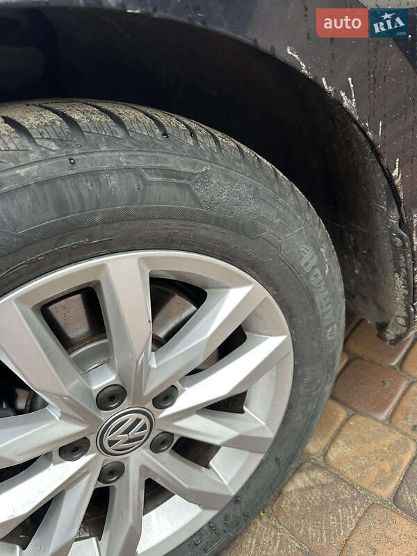 Универсал Volkswagen Passat 2017 в Маневичах