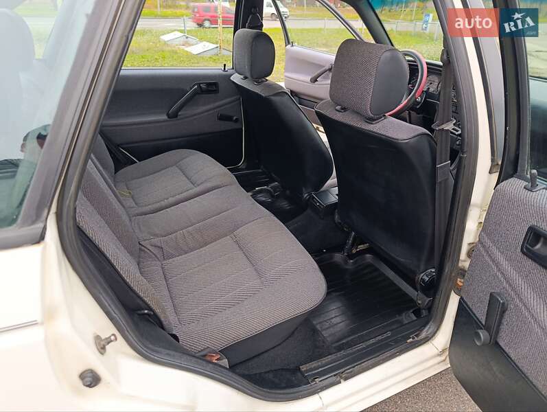 Седан Volkswagen Passat 1988 в Черкассах