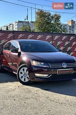 Седан Volkswagen Passat 2012 в Сумах