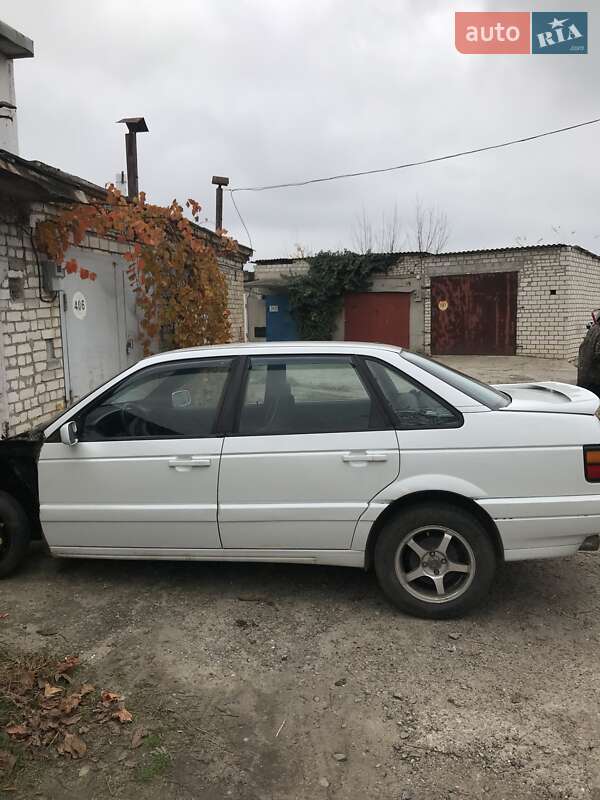 Седан Volkswagen Passat 1988 в Николаеве фото Седан Volkswagen Passat 1988 в Николаеве