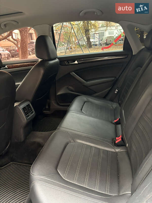 Седан Volkswagen Passat 2013 в Киеве фото 7 Седан Volkswagen Passat 2013 в Киеве