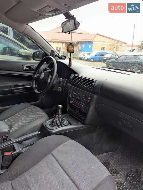 Універсал Volkswagen Passat 1999 в Львові