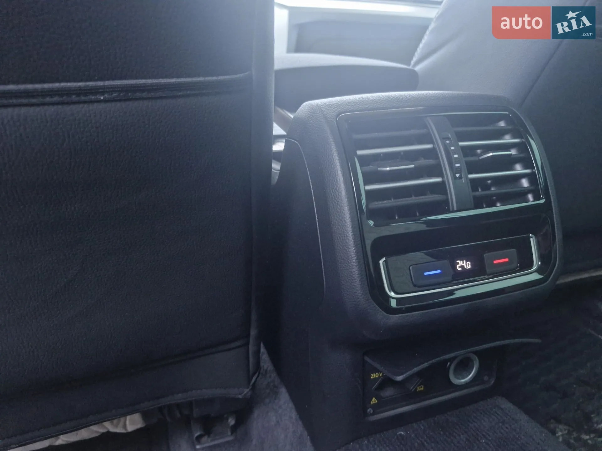 2015 Volkswagen Passat - мініатюра 11