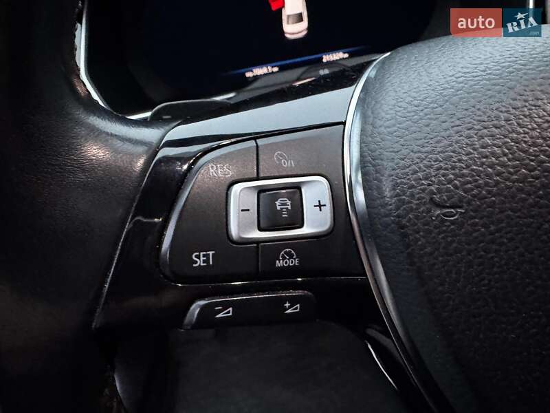 Седан Volkswagen Passat 2018 в Киеве фото 35 Седан Volkswagen Passat 2018 в Киеве