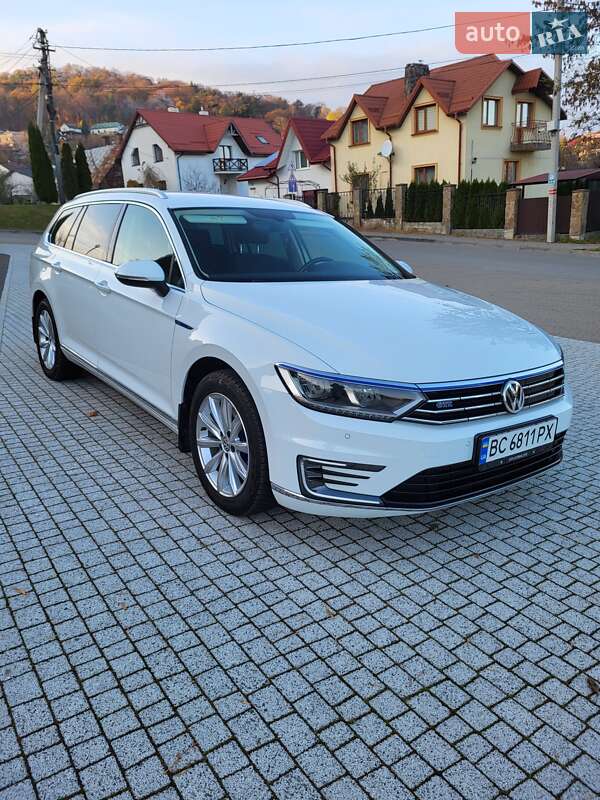 Volkswagen Passat 2016