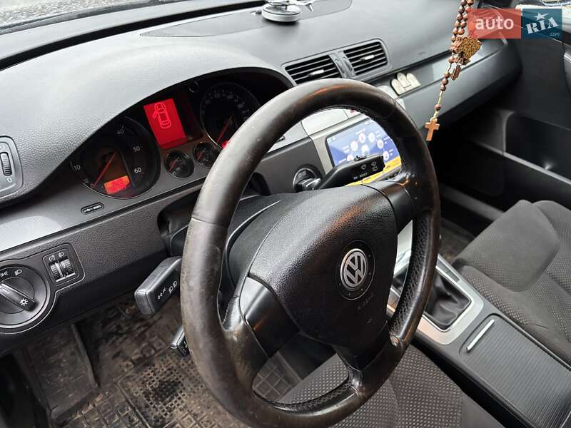 Универсал Volkswagen Passat 2006 в Ужгороде фото 8 Универсал Volkswagen Passat 2006 в Ужгороде
