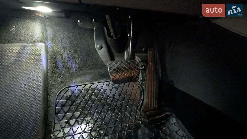 Универсал Volkswagen Passat 2010 в Одессе фото 5 Универсал Volkswagen Passat 2010 в Одессе