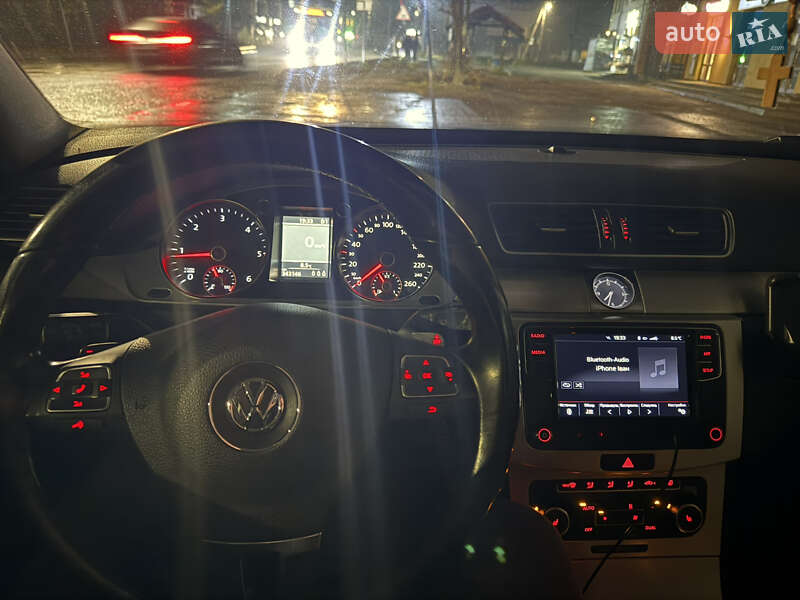 Универсал Volkswagen Passat 2011 в Львове фото 10 Универсал Volkswagen Passat 2011 в Львове