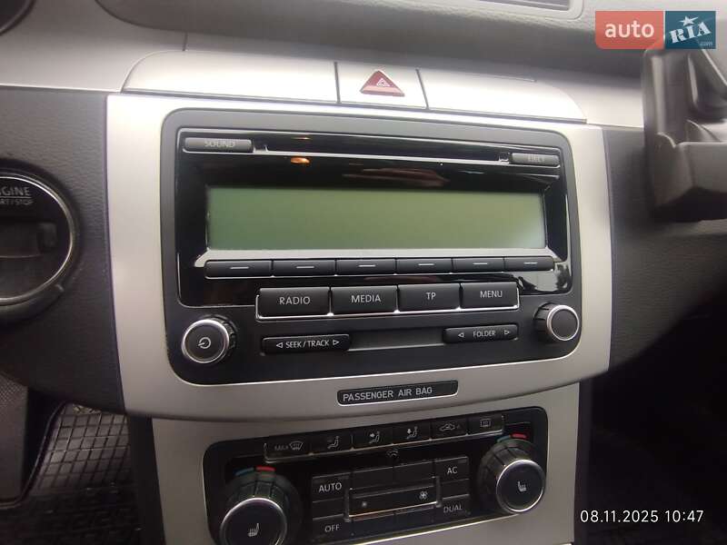 Универсал Volkswagen Passat 2010 в Черкассах