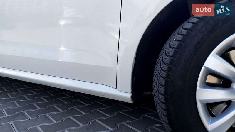 Седан Volkswagen Passat 2014 в Кропивницком