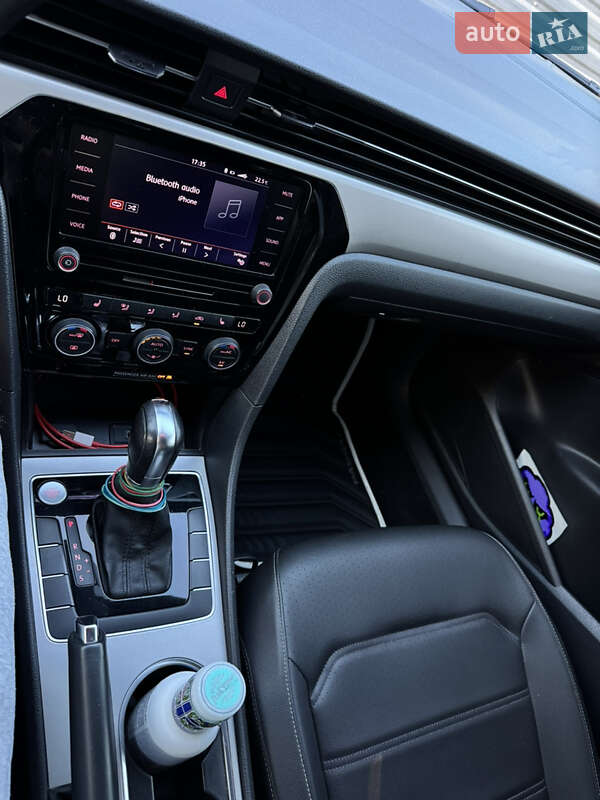 Седан Volkswagen Passat 2020 в Кривом Роге