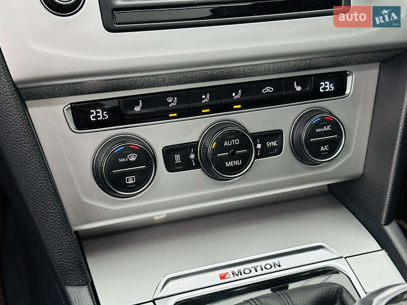 Универсал Volkswagen Passat 2015 в Харькове фото 33 Универсал Volkswagen Passat 2015 в Харькове