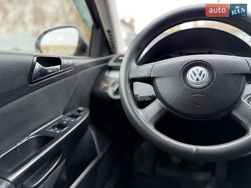 Универсал Volkswagen Passat 2007 в Ровно