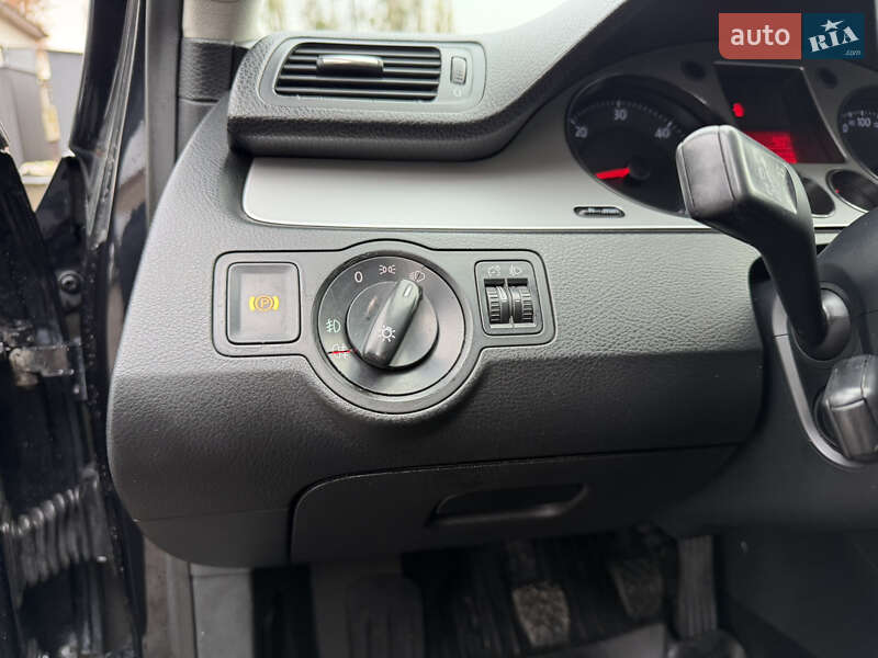 Универсал Volkswagen Passat 2007 в Ровно