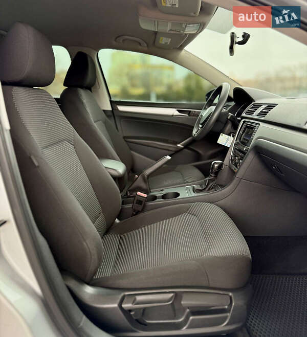 Седан Volkswagen Passat 2016 в Днепре фото 23 Седан Volkswagen Passat 2016 в Днепре