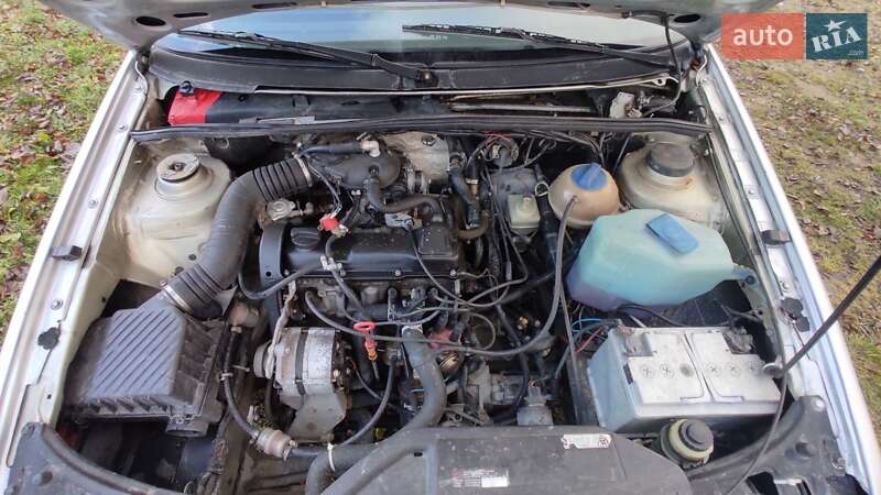 Седан Volkswagen Passat 1990 в Жидачове фото 34 Седан Volkswagen Passat 1990 в Жидачове
