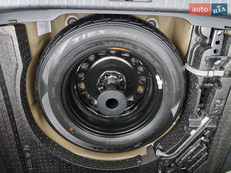 Седан Volkswagen Passat 2016 в Черновцах