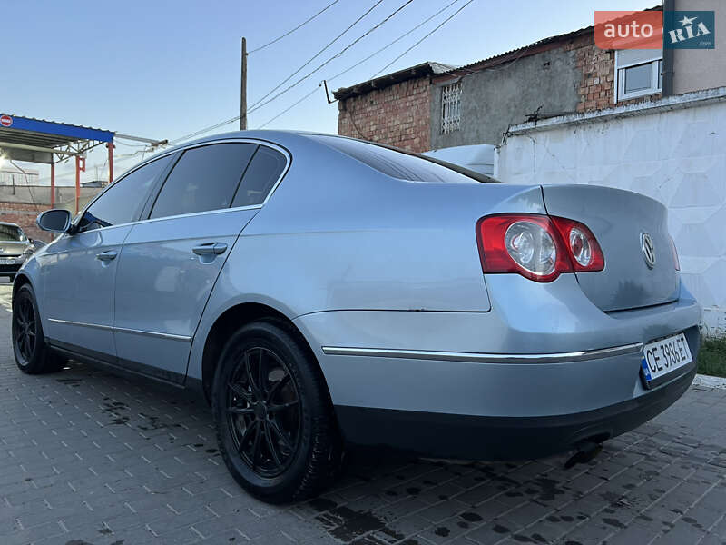 Седан Volkswagen Passat 2005 в Чернівцях