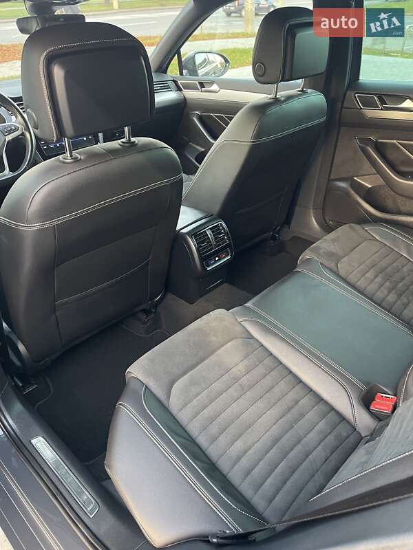 Универсал Volkswagen Passat 2021 в Луцке фото 38 Универсал Volkswagen Passat 2021 в Луцке