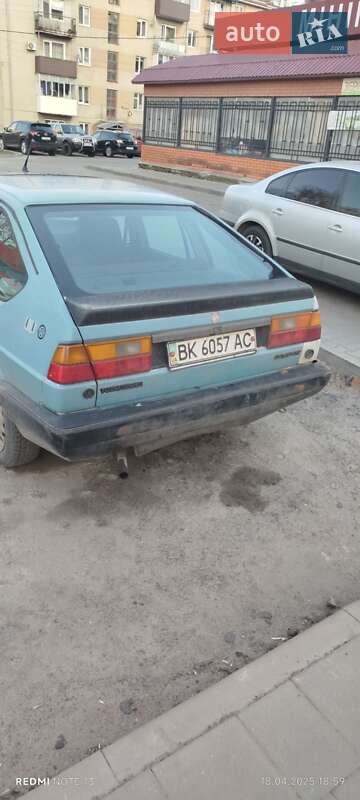 Хетчбек Volkswagen Passat 1988 в Луцьку