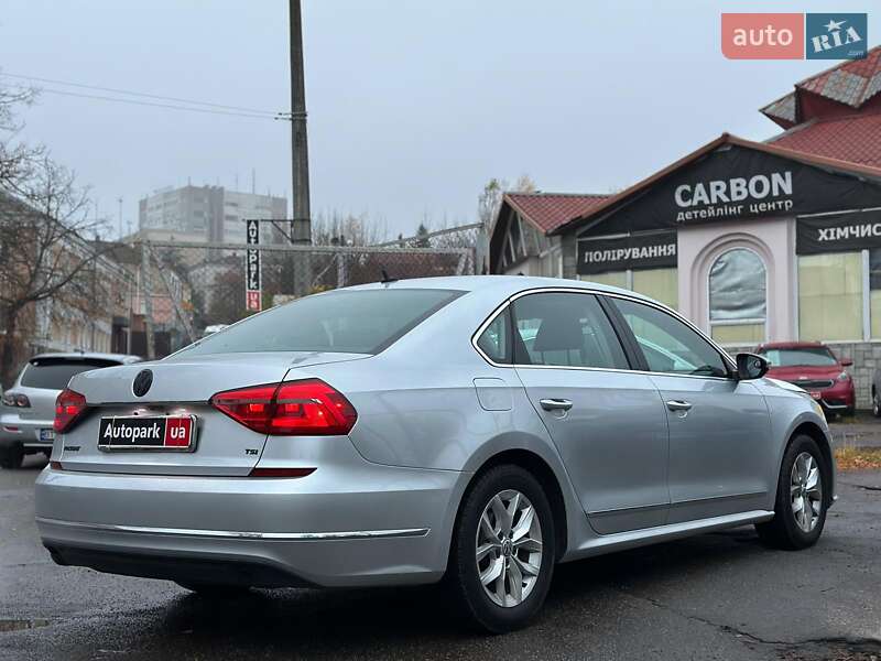 Седан Volkswagen Passat 2016 в Виннице