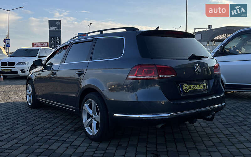 Універсал Volkswagen Passat 2012 в Мукачевому