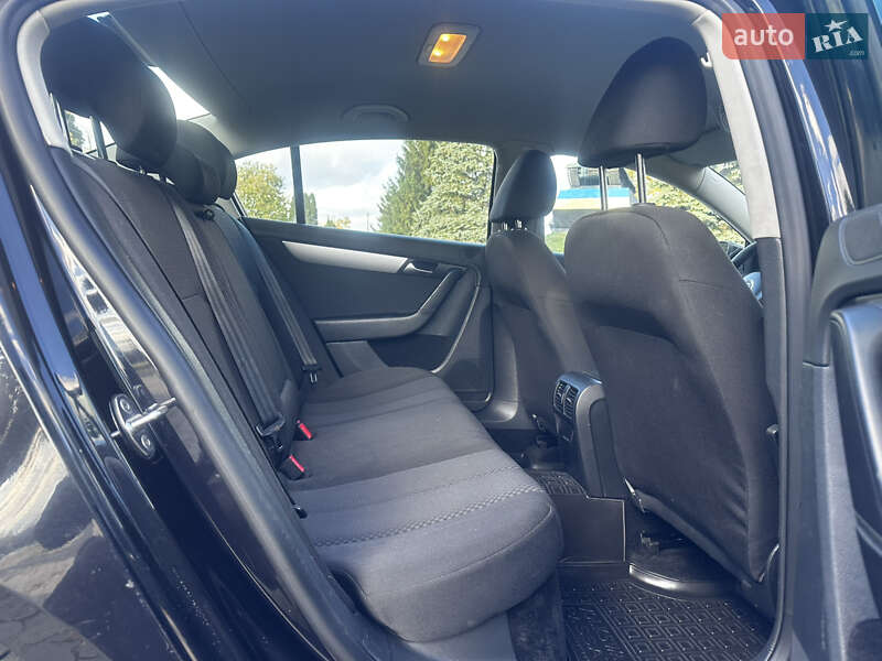 Седан Volkswagen Passat 2013 в Дубно фото 49 Седан Volkswagen Passat 2013 в Дубно