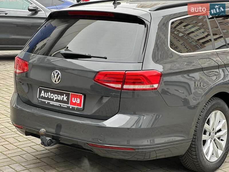 Универсал Volkswagen Passat 2015 в Одессе