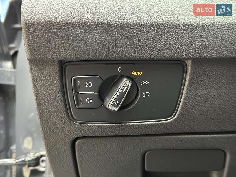 Универсал Volkswagen Passat 2015 в Одессе