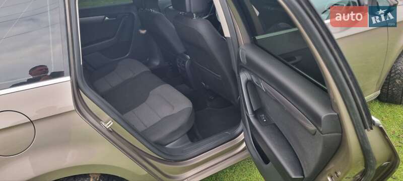 Универсал Volkswagen Passat 2011 в Одессе фото 8 Универсал Volkswagen Passat 2011 в Одессе
