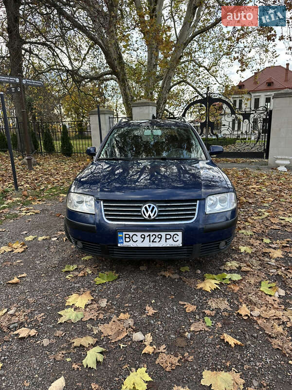 Универсал Volkswagen Passat 2002 в Стрые