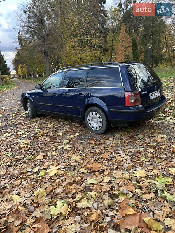 Универсал Volkswagen Passat 2002 в Стрые