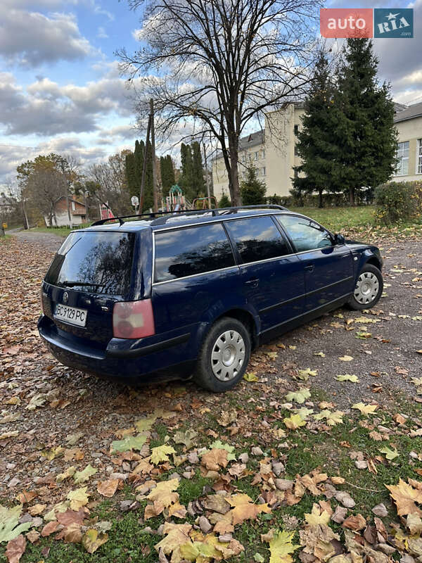Универсал Volkswagen Passat 2002 в Стрые