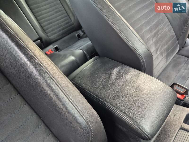 Универсал Volkswagen Passat 2015 в Ровно