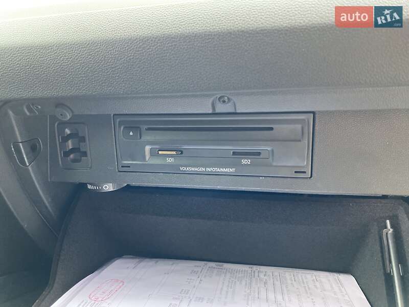 Универсал Volkswagen Passat 2014 в Яворове фото 39 Универсал Volkswagen Passat 2014 в Яворове