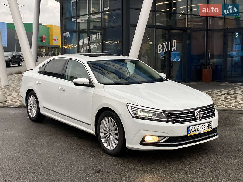 Седан Volkswagen Passat 2017 в Киеве