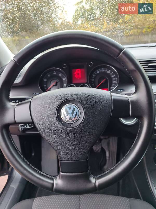Универсал Volkswagen Passat 2006 в Бердичеве фото 49 Универсал Volkswagen Passat 2006 в Бердичеве