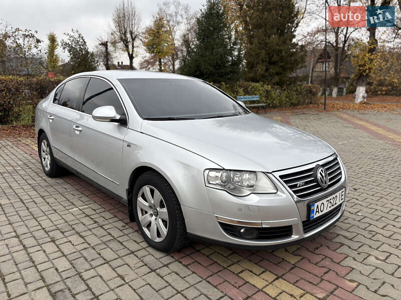 Седан Volkswagen Passat 2006 в Ужгороде