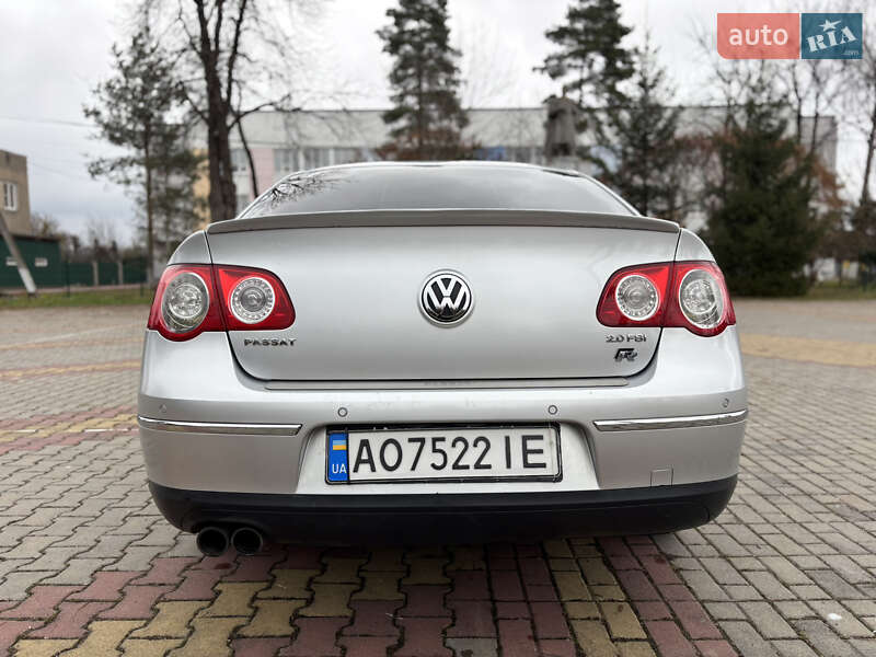 Седан Volkswagen Passat 2006 в Ужгороде