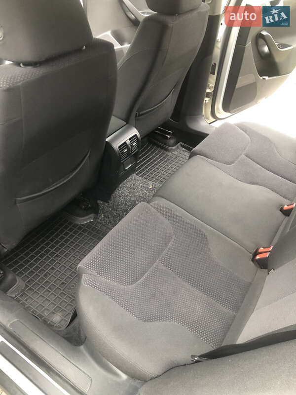 Универсал Volkswagen Passat 2009 в Звягеле