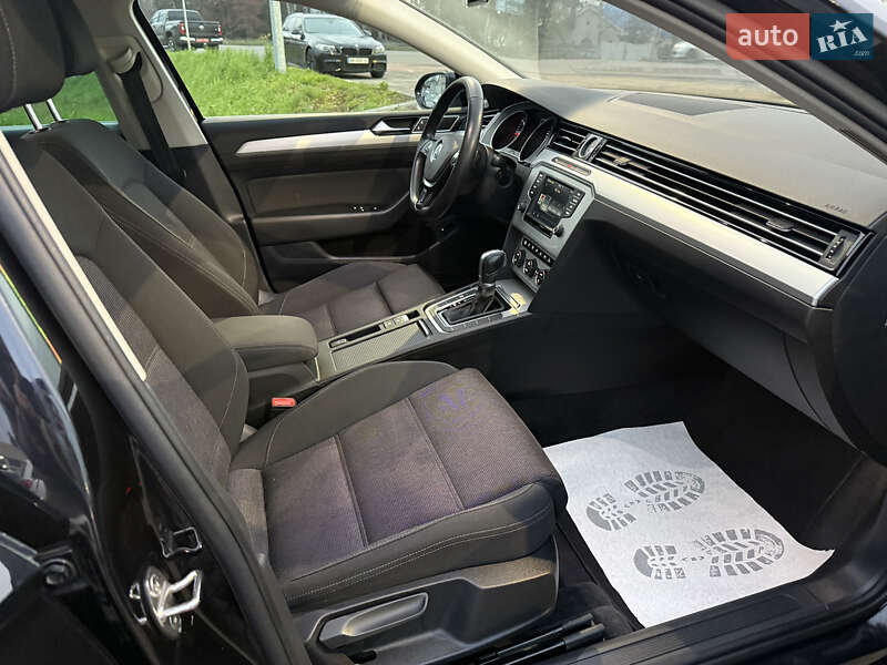 Универсал Volkswagen Passat 2016 в Житомире фото 10 Универсал Volkswagen Passat 2016 в Житомире