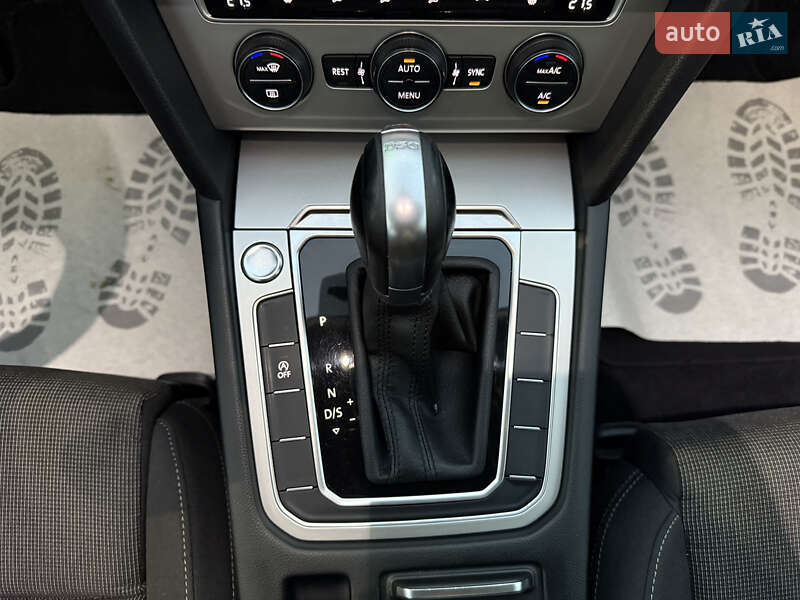 Универсал Volkswagen Passat 2016 в Житомире фото 19 Универсал Volkswagen Passat 2016 в Житомире